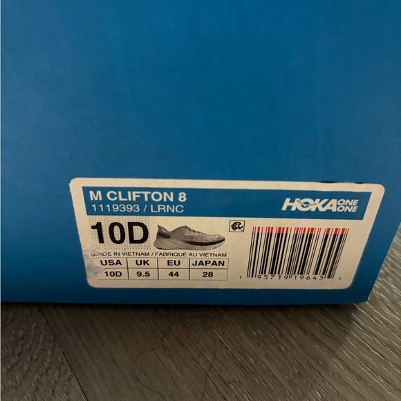 Hoka Neutral Running Shoes in Light Gray and White - Picture 4 of 4